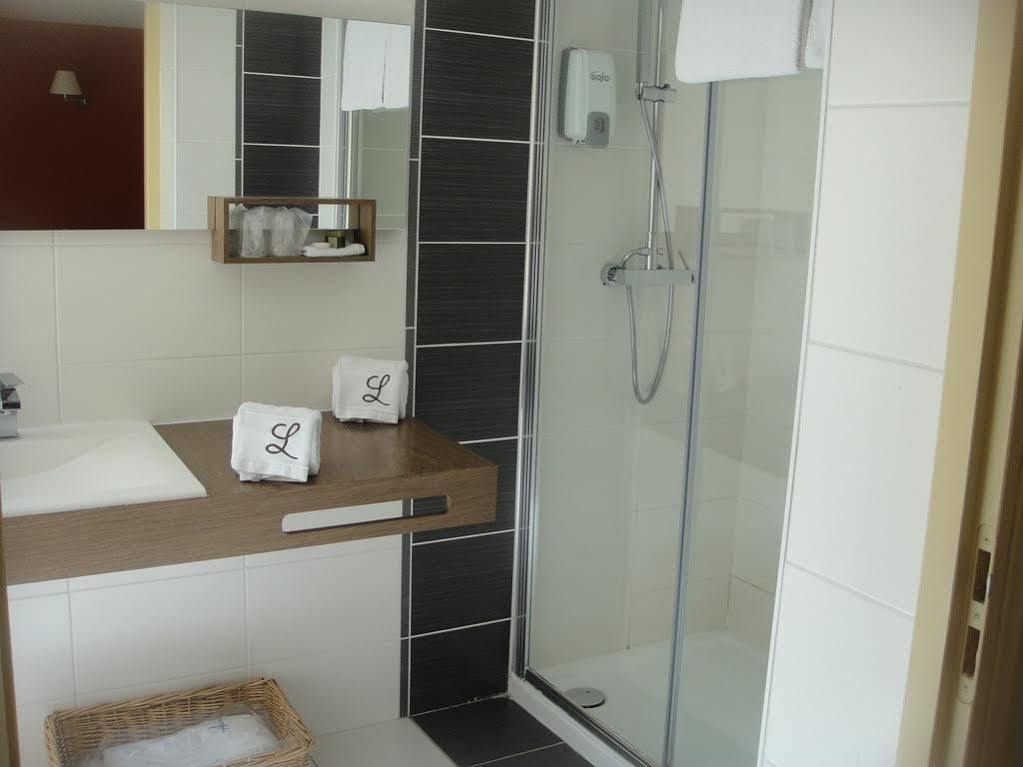 Hotel L' Ecu Монбар Екстер'єр фото